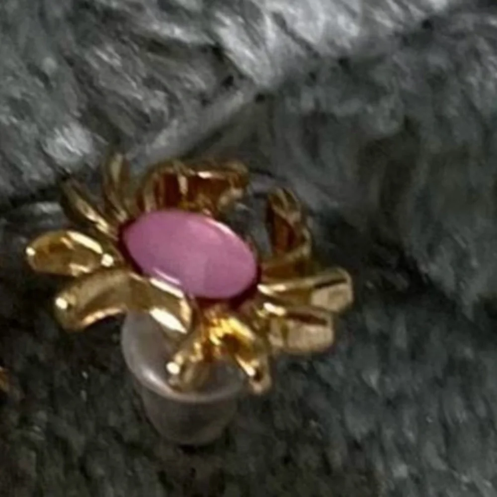 “Pink Smithsonite Crab Shell” Coastal Beach Shore Sand Crustacean Shellfish Stud